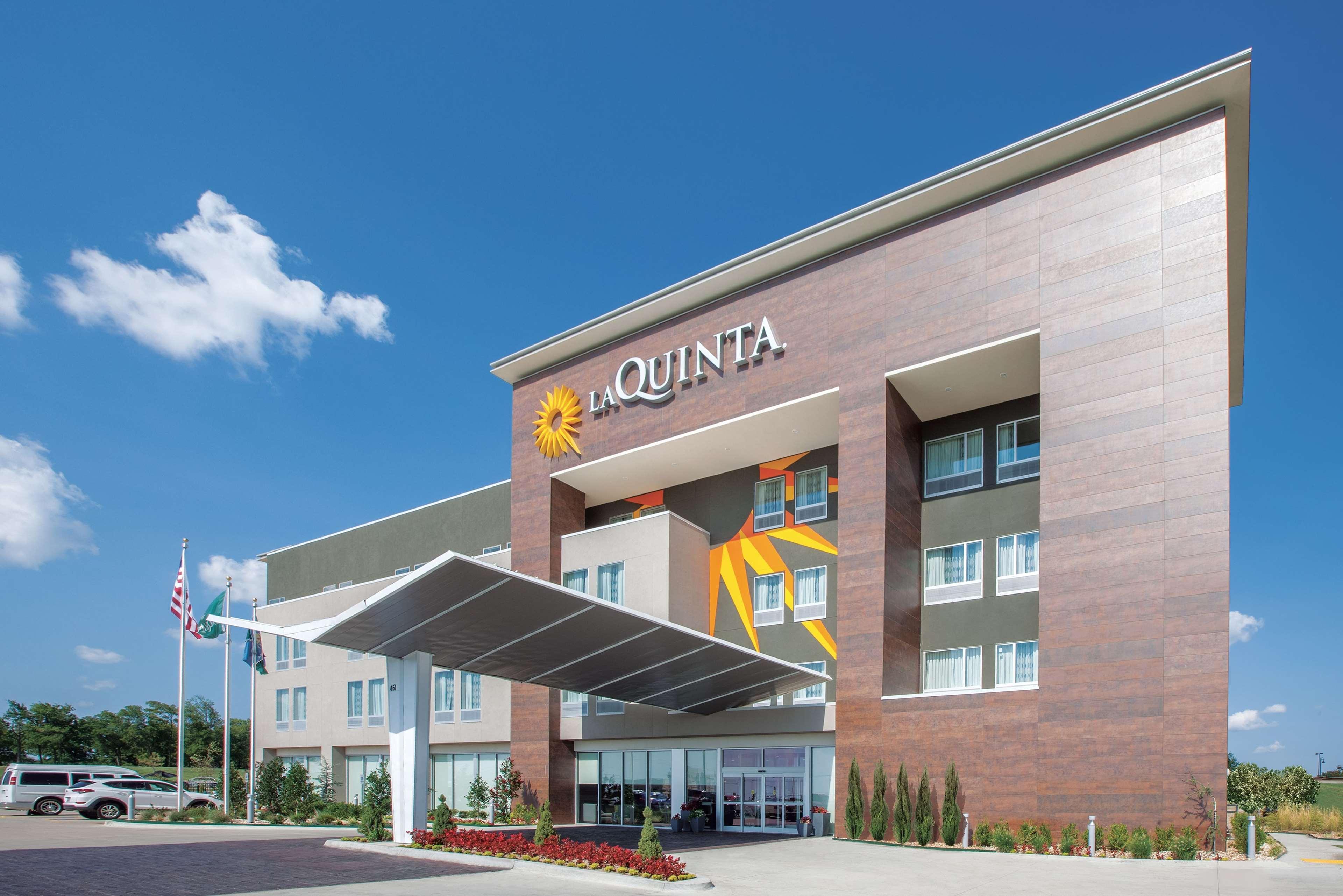 Hotel La Quinta By Wyndham Tulsa Broken Arrow Exterior foto