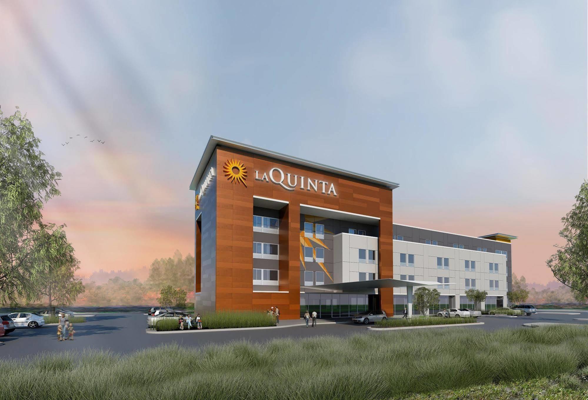 Hotel La Quinta By Wyndham Tulsa Broken Arrow Exterior foto